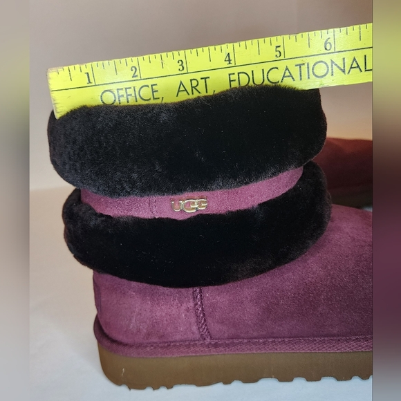 Ugg Limited Edition Fluff Mini Belted Boots Size 9 No Box - Picture 11 of 13